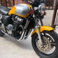 Honda cb super four 1000