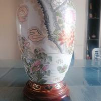 Vaso ad intarsio con base in legno 