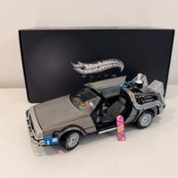 Hot wheels 1/18 back to the future