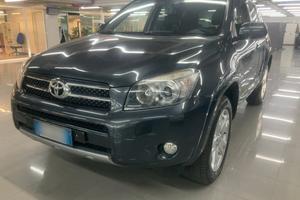 Toyota RAV 4 RAV4 2.2 D-4D 177 CV Sol Plus