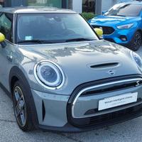 MINI Cooper SE Camden Edition