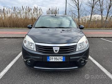 Dacia Sandero 1.4 8V GPL Lauréate