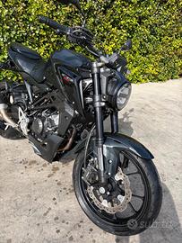 Honda CB125R