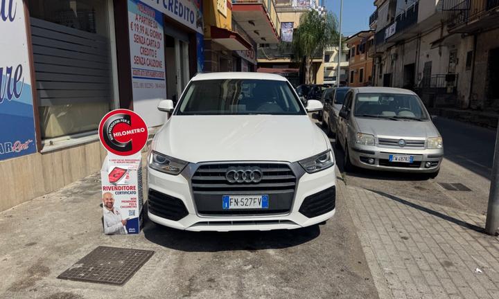 Audi Q3 2.0 TDI 150 CV S line Edition