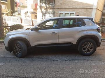 JEEP AVENGER 2024 1.2 BENZINA MOD LONGITUDE