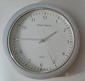 Elegante orologio da parete