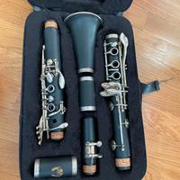 Clarinetto con accessori
