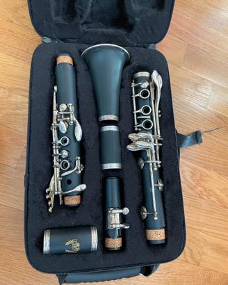Clarinetto con accessori