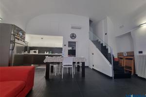 BIVANI RISTRUTTURATO INDIPENDENTE CON CANTINA