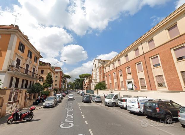 Ponte Lungo stanza singola arredata