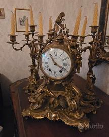 combo orologio e candelabri in bronzo dorato