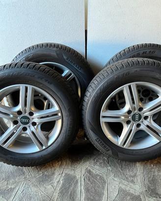 Cerchi in lega Audi 16" e gomme invernali Pirelli