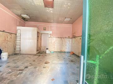 MUGNANO; Locale 50MQ con Agibilità FL77