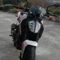  KTM Duke 125