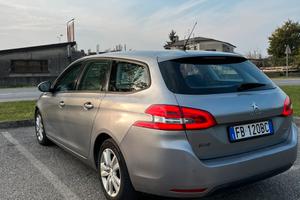 Peugeot 308 BlueNDi