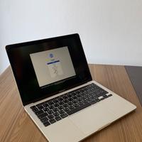 MacBook Pro 13” 2020 Intel i5 8GB 256GB – Ottime c