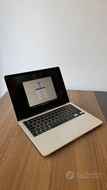 MacBook Pro 13” 2020 Intel i5 8GB 256GB – Ottime c