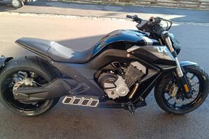 Benda Motorcycles LFC 700