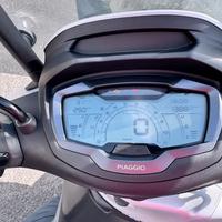 Scooter Piaggio Beverly400sHPE