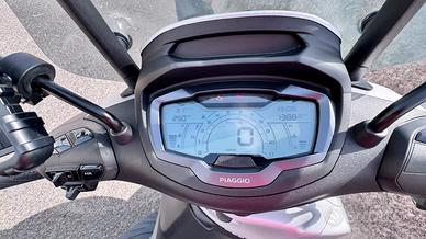 Scooter Piaggio Beverly400sHPE