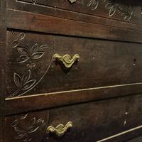 Cassettiera in legno