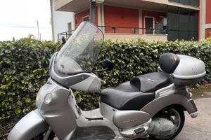 Aprilia scarabeo 500