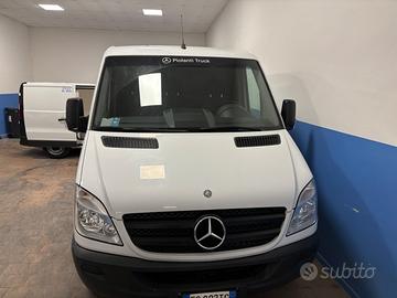 Autocarro  trasporto prodotti ittici