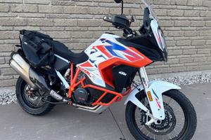 KTM 1290 Super Adventure R Tech Pack