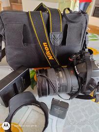 Nikon 3200D + Obbiettivo 18-200