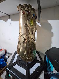  (Guanto dell'Infinito) di Thanos