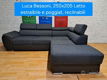 Divano moderno angolare funz. letto e poggiatesta 