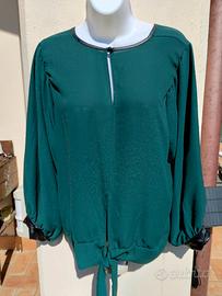blusa verde bosco a maniche lunghe