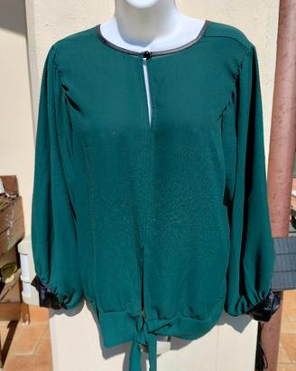 blusa verde bosco a maniche lunghe
