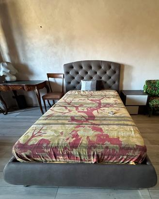 Camera da letto: letto 1 piazza e mezza e comodino