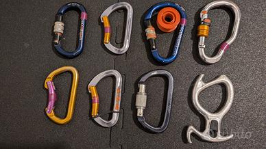 Pirana e moschettoni vari petzl Torrentismo