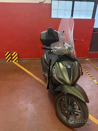 Beverly 400s - full optional