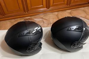 Caschi jet