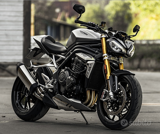 Triumph Speed triple 1200 rs km 0