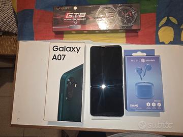 smartphone Samsung a 07 nuovo. aperto solo 
