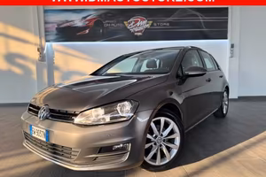 VOLKSWAGEN Golf 2.0 TDI DSG 5p. Highline BlueMot