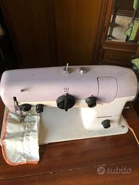 Macchina da cucire Salmoiraghi