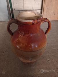 anfora, giara antica.