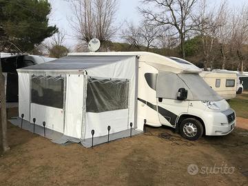 Veranda camper