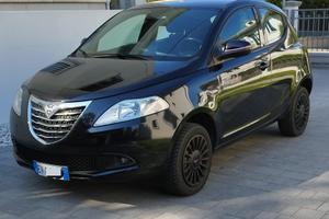 Lancia Ypsilon 2014 metano 5 porte