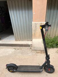 Monopattino elettrico xiaomi elettric 4 lite