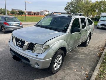 Nissan Navara 2.5