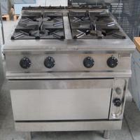 Cucina Gas 4 fuochi con forno a gas, usata
