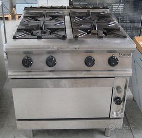 Cucina Gas 4 fuochi con forno a gas, usata