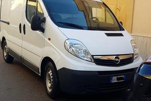 Opel VIVARO 2.0 CDI 2014