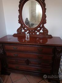 Camera da letto completa, come nuova. 